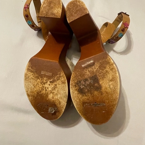 “Bamboo” Tan Sandals - Picture 9 of 9